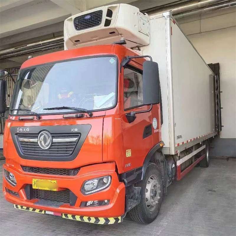 金湾区探索多元物流服务：从普货到冷链的运输之旅